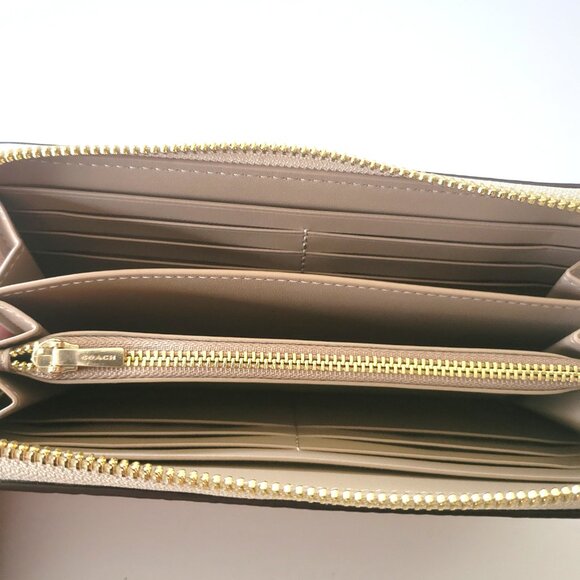 Coach CCL35 Long Zip Around Wallet Debossed Signature Pebbled Leather Oat - Picture 6 of 6